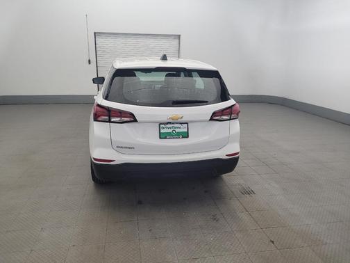 Summit White 2023 Chevrolet Equinox LS