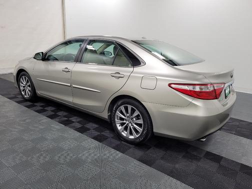 2016 Toyota Camry XLE