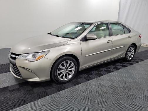 2016 Toyota Camry XLE