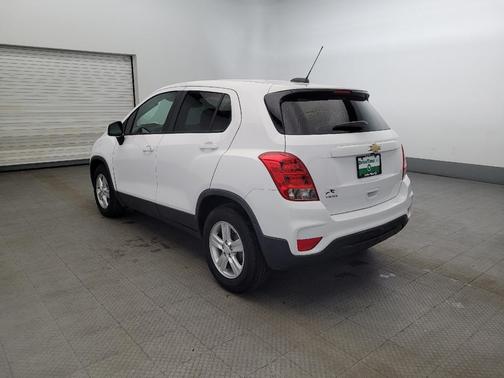 Summit White 2020 Chevrolet Trax LS