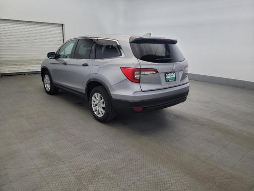 Lunar Silver Metallic 2019 Honda Pilot LX