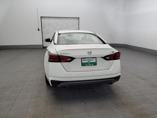 2022 Nissan Altima SR FWD