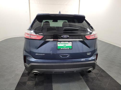 Blue Metallic 2019 Ford Edge SEL