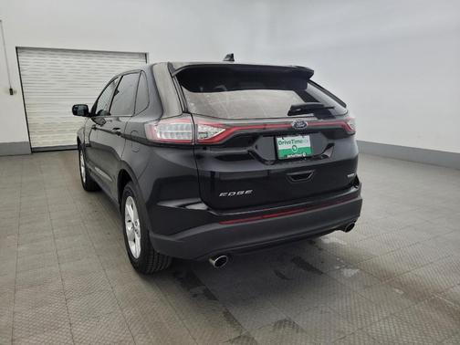 2018 Ford Edge SE
