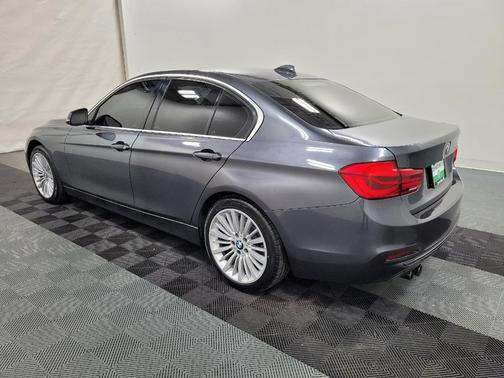 2018 BMW 330 