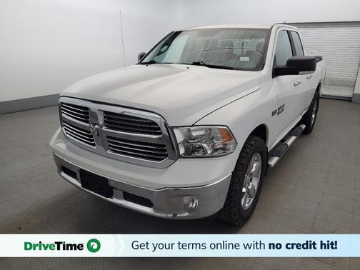 Bright White Clearcoat 2018 RAM 1500 Big Horn