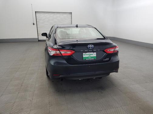 2019 Toyota Camry Hybrid LE