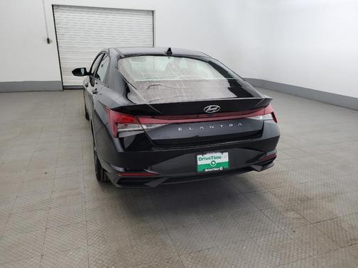 Onyx Black 2023 Hyundai ELANTRA SEL
