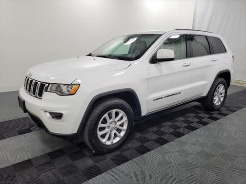 2022 Jeep Grand Cherokee Laredo