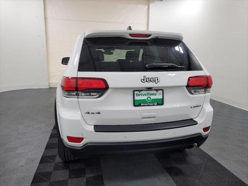 2022 Jeep Grand Cherokee Laredo