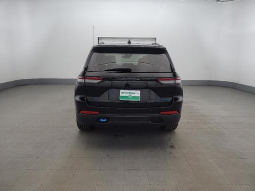 Diamond Black Crystal Pearlcoat 2022 Jeep Grand Cherokee 4xe Trailhawk