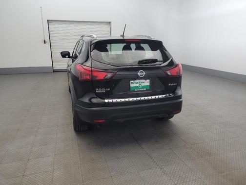 2017 Nissan Rogue Sport SV