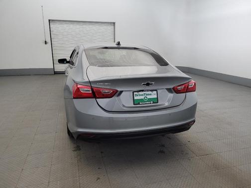 Sterling Gray Metallic 2024 Chevrolet Malibu 1LS