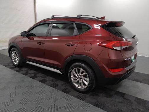 Ruby Wine 2017 Hyundai TUCSON SE Plus
