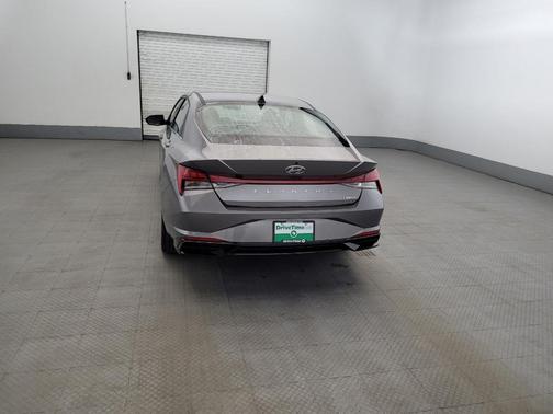 Gray 2023 Hyundai ELANTRA Limited