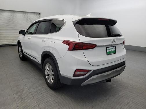 Quartz White 2019 Hyundai SANTA FE SEL 2.4