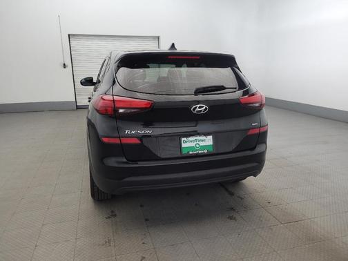 Black Noir Pearl 2019 Hyundai TUCSON SE