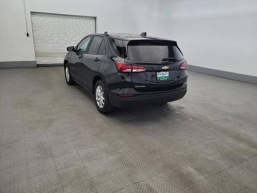 Mosaic Black Metallic 2023 Chevrolet Equinox LS