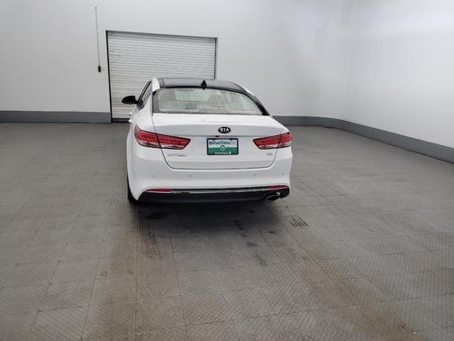 Snow White Pearl 2018 Kia Optima EX