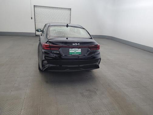 Aurora Black 2023 Kia Forte LXS