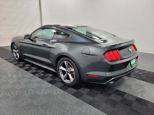 2016 Ford Mustang V6