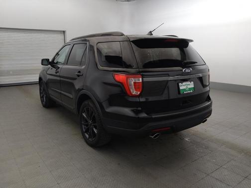 Agate Black Metallic 2019 Ford Explorer XLT