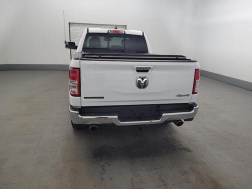 Bright White Clearcoat 2019 RAM 1500 Big Horn