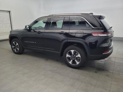 Diamond Black Crystal Pearlcoat 2022 Jeep Grand Cherokee 4xe Base