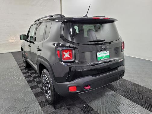 2017 Jeep Renegade Trailhawk