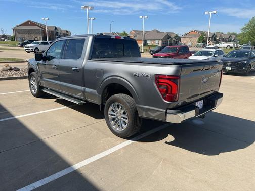 Carbonized Gray Metallic 2025 Ford F-150 Lariat