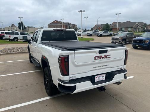 2024 GMC Sierra 3500 AT4