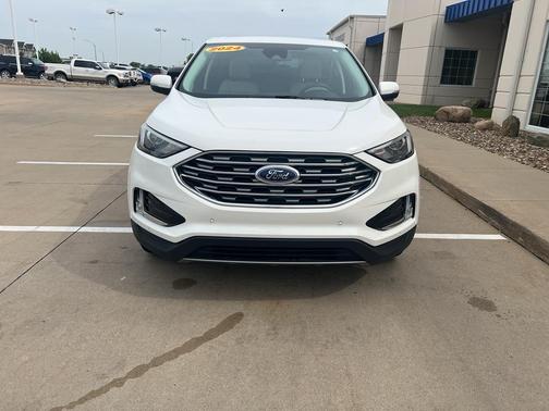 Star White 2024 Ford Edge Titanium