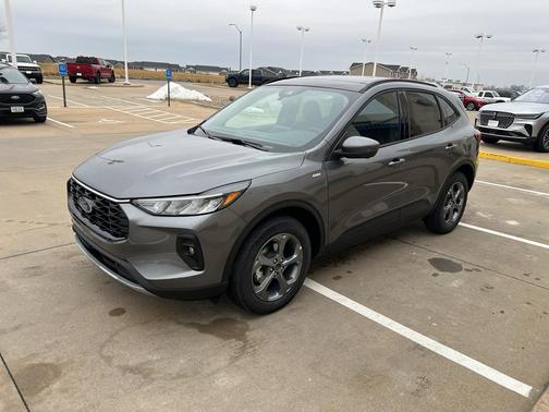 2026 Ford Escape ST-Line Select