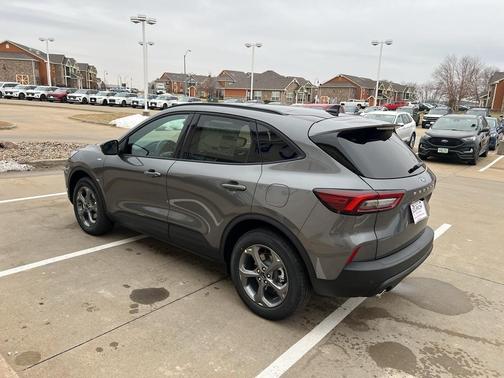 2026 Ford Escape ST-Line Select