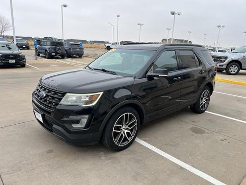 2017 Ford Explorer sport