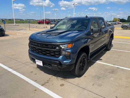 2024 Chevrolet Silverado 1500 Custom Trail Boss