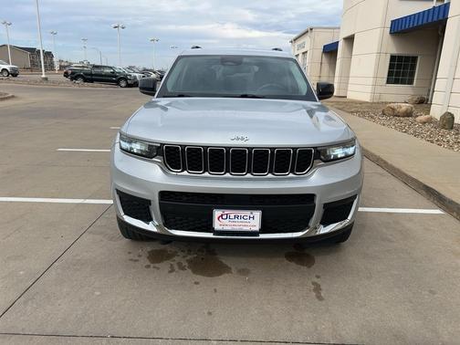 2021 Jeep Grand Cherokee L Laredo