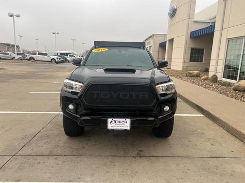 2016 Toyota Tacoma TRD Sport