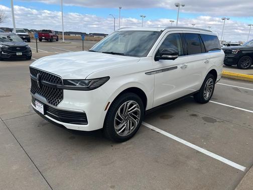 2025 Lincoln Navigator Reserve