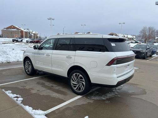 2025 Lincoln Navigator Reserve