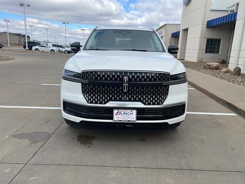 2025 Lincoln Navigator Reserve