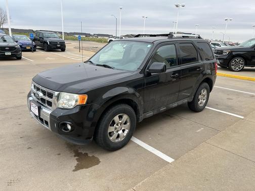 Tuxedo Black Metallic 2011 Ford Escape Limited