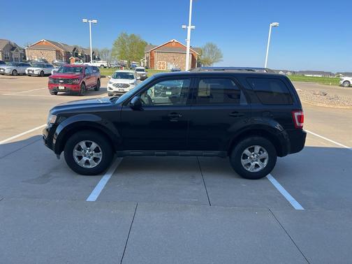 Tuxedo Black Metallic 2011 Ford Escape Limited