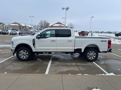2026 Ford F-350 Lariat Super Duty