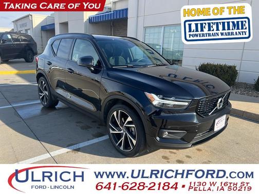 2021 Volvo XC40 T5 R-Design