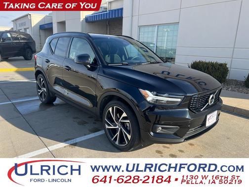 2021 Volvo XC40 T5 R-Design