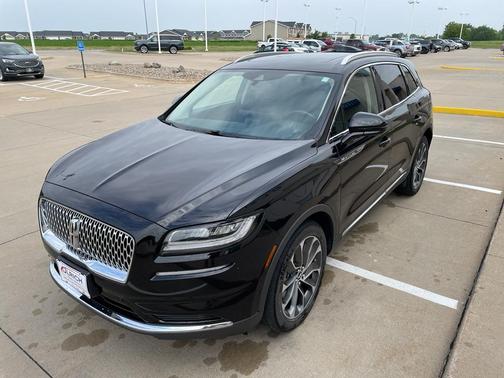 2021 Lincoln Nautilus Reserve