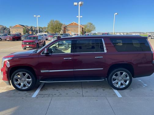 2020 Cadillac Escalade ESV Premium Luxury