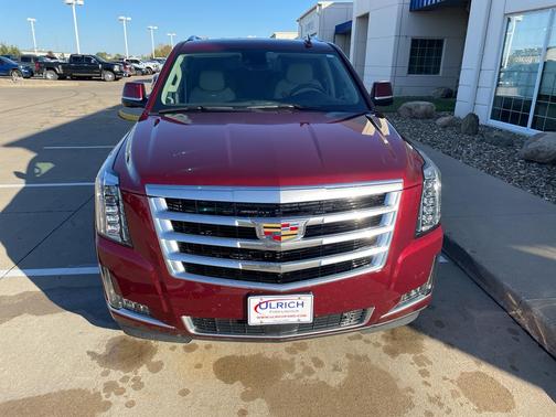 2020 Cadillac Escalade ESV Premium Luxury