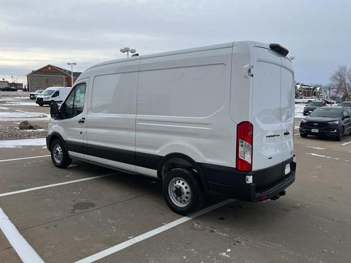 2026 Ford Transit-250 148 WB Medium Roof Cargo